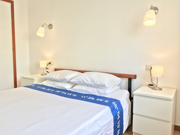 Bedroom 2, Bed And Go, Girona