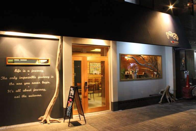 Bar & Hostel MONDO - Hostel, Osaka