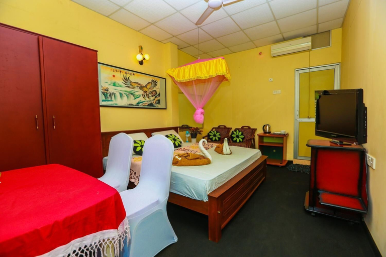 Bedroom 3, Hotel Kingland, Ruwanwella