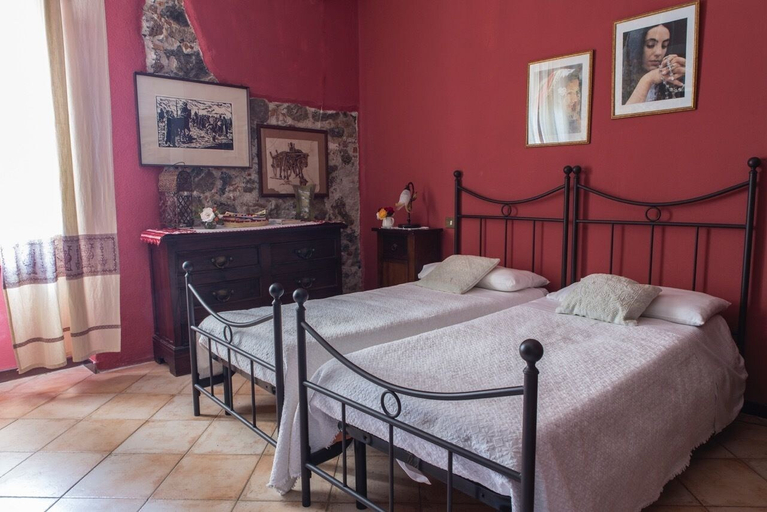 Bedroom 3, Agriturismo Il Giglio, Oristano