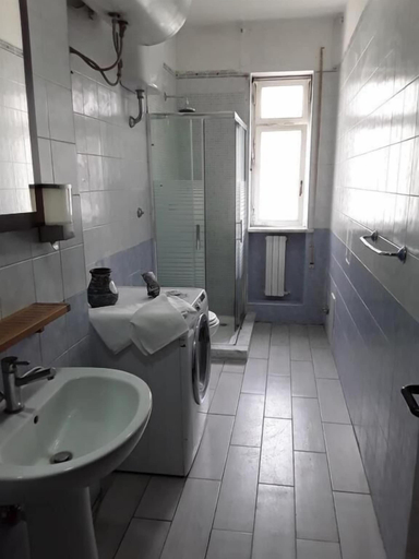 Bathroom, Bidrino Dream, Torino