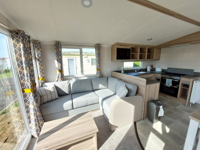 Others 5, Dainville Caravan Park, Lincolnshire