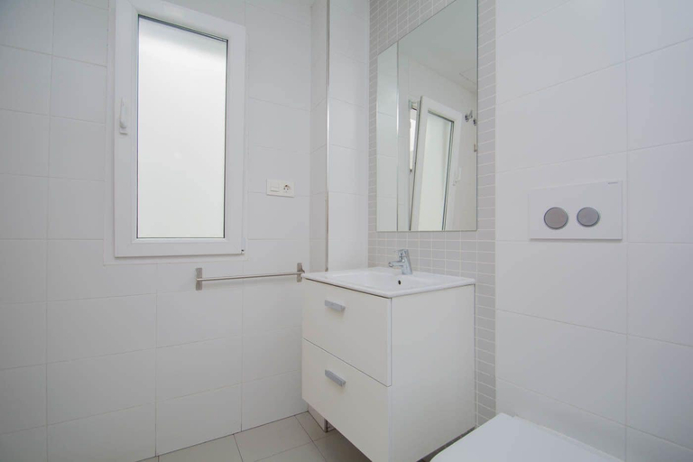 Bathroom 4, EnjoyGranada GRAN VIA 1-A & Parking Opcional, Granada