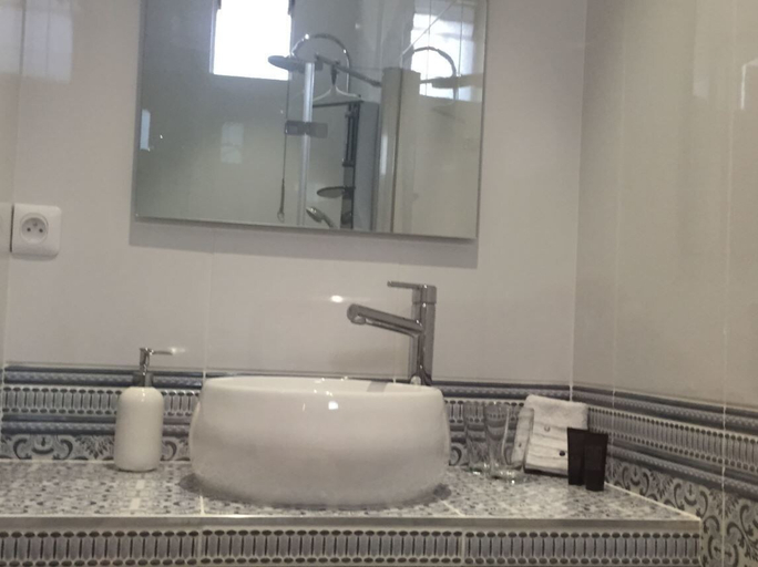 Bathroom 5, Loire Valley Medieval Getaway, Indre-et-Loire