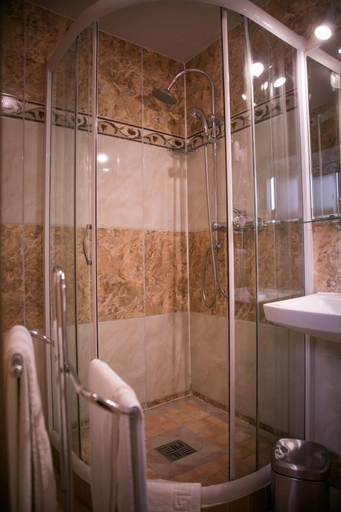 Bathroom 5, Am Rathaus, Märkischer Kreis