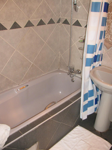 Bathroom 3, Bruno Comfort Suites, City of Johannesburg
