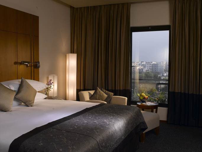 Bedroom 3, Radisson Blu Dhaka Water Garden, Dhaka