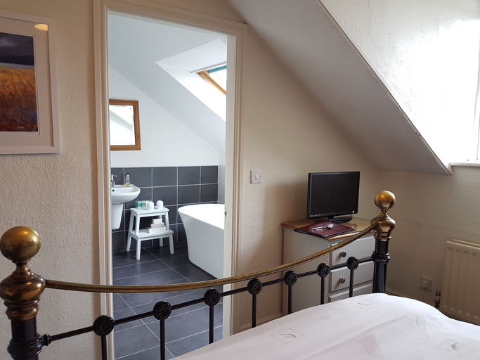 Bedroom 2, The Archway Guesthouse, Cumbria