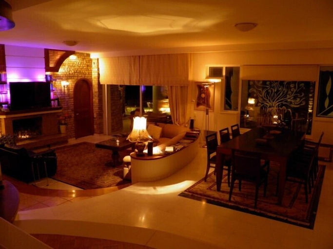 Others 5, Villa Paradizo, Peloponnese