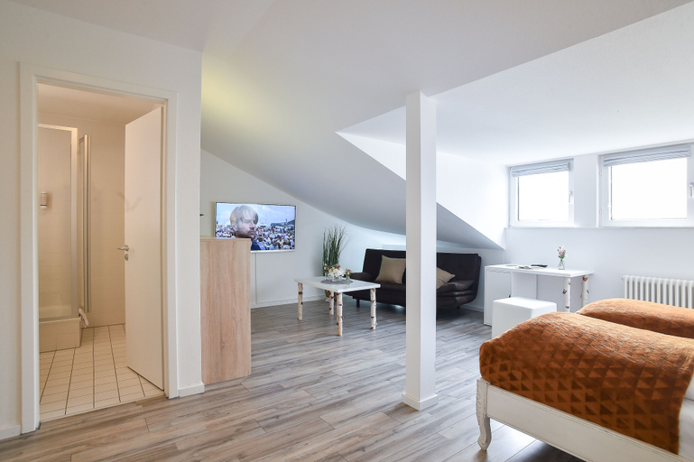 Bedroom 3, Habitat Esslingen, Esslingen