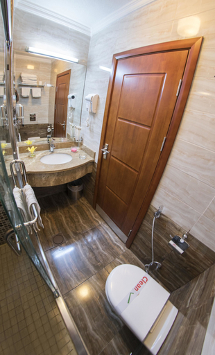 Bathroom 4, Dweik Hotel 3, Aqaba