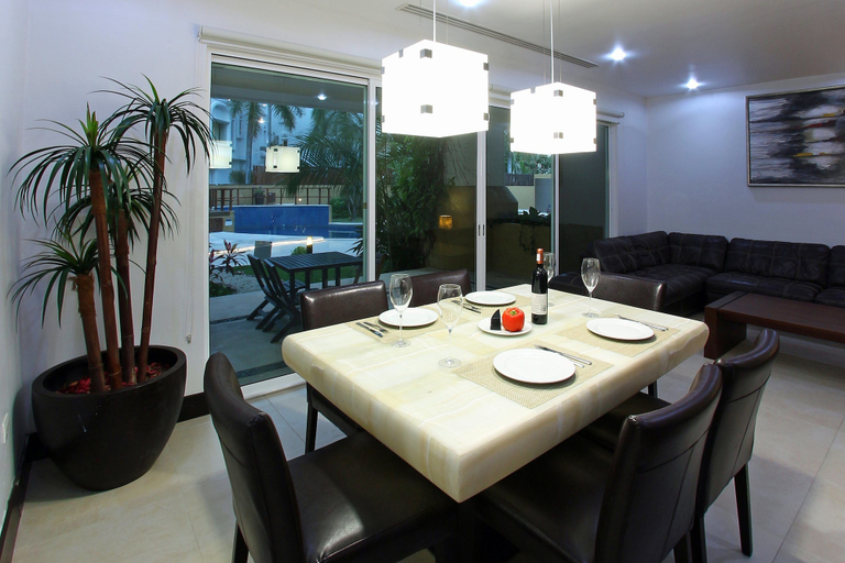 Food & Drinks, Pueblito Escondido - Departamento 104, Cozumel
