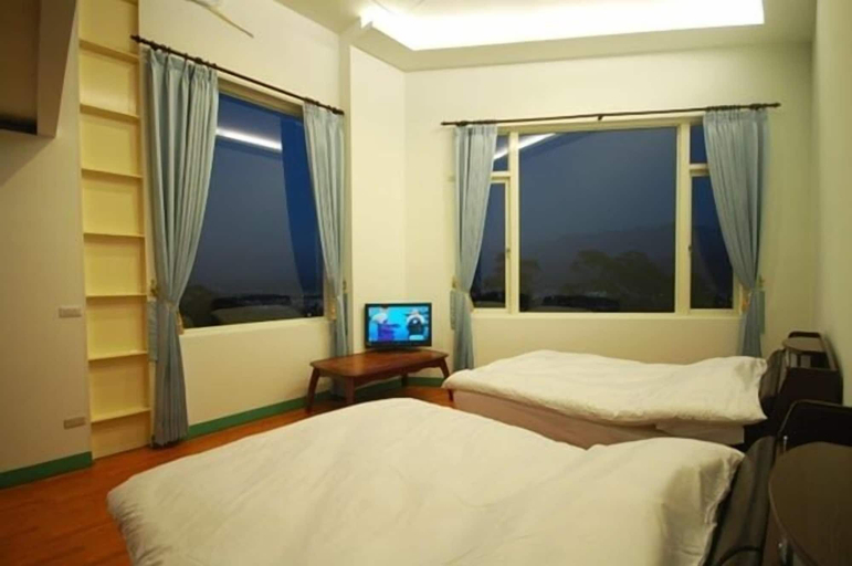 Bedroom 2, Warm House Hostel, Taichung