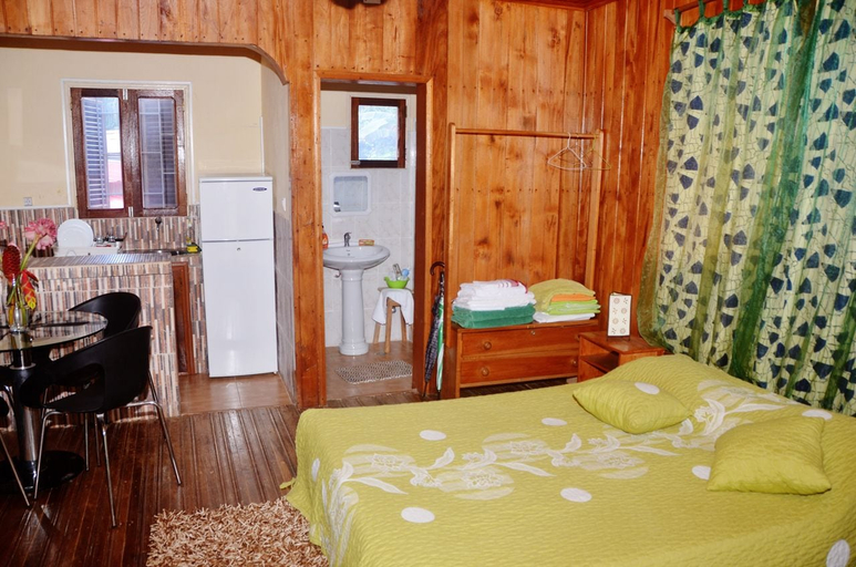 Bedroom 2, Guest House Quinta Natural, Mé-Zóchi