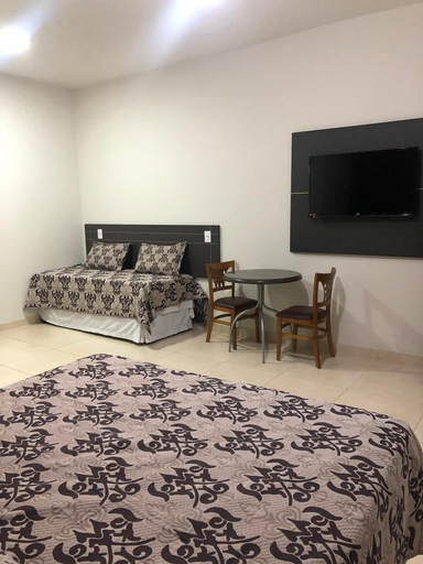 Bedroom 2, Victor Plaza Hotel, Formiga
