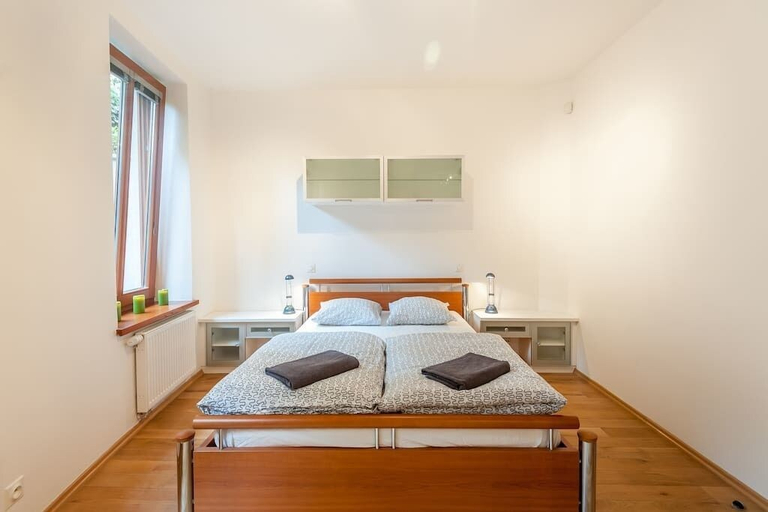 Bedroom, Romantic Condo near Charles Bridge, Praha 1