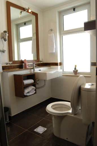 Bathroom 4, Beity Rose Suites Hotel, Wadi Essier