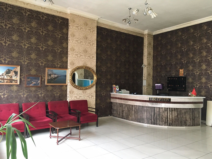 Others, Saray Otel, Merkez