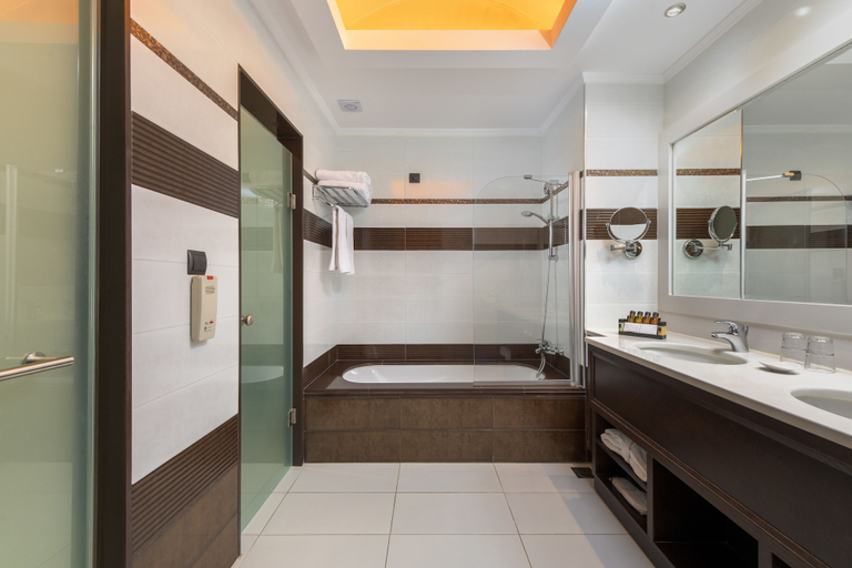 Bathroom 5, La Marquise Luxury Resort Complex, South Aegean