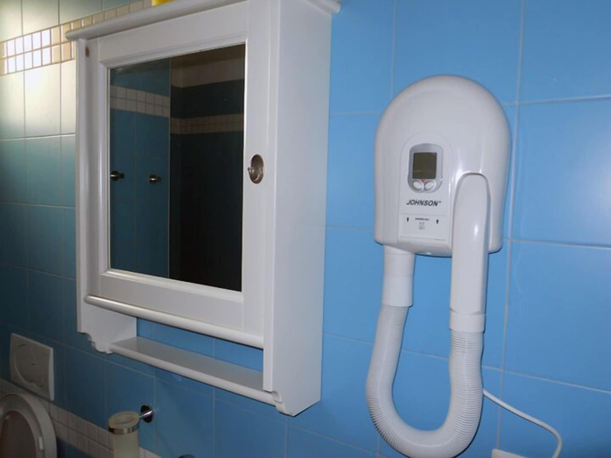 Bathroom 4, Villaggio Camping Blu, Ancona