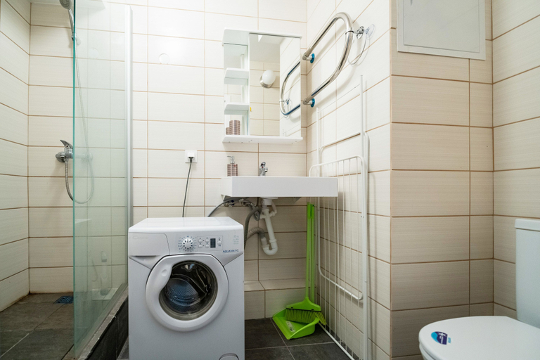Bathroom, Prime Host apartments on Profsoyuznaya, Western
