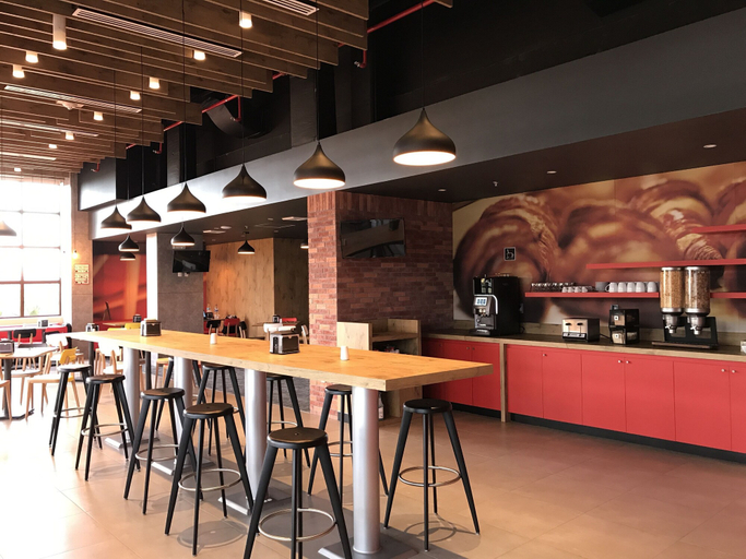 Food & Drinks 5, Ibis Irapuato, Irapuato