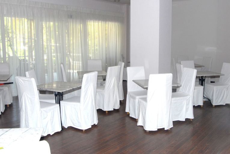Food & Drinks 5, Hotel George, West Greece
