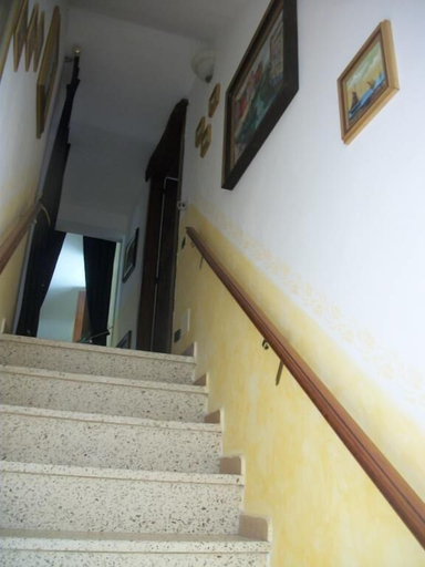 Others 5, Il Casale B&B, Benevento
