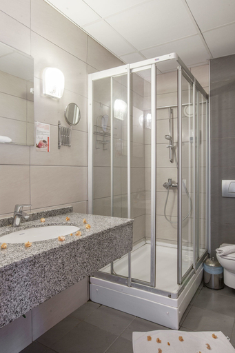 Bathroom 4, Manolya Hotel