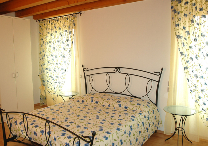 Bedroom 4, Agriturismo al Tralcio, Verona