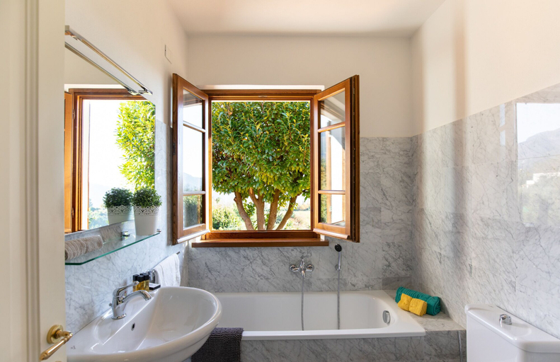 Bathroom, Villa Miramare, Lucca