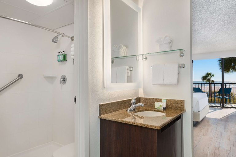 Bathroom 5, St Pete Shores Hotel, Pinellas