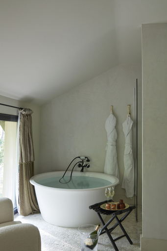 Bathroom 5, LA RESERVE PAVILLON DU CHATEAU RABA, Gironde