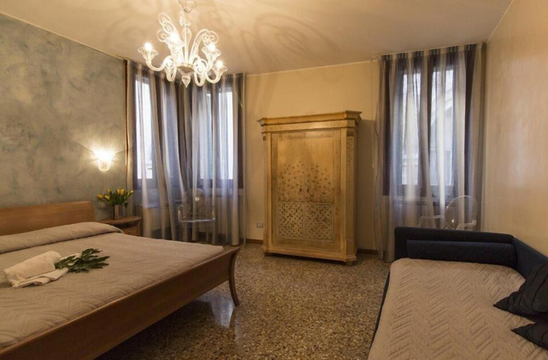 Bedroom 2, Taverna San Lio, Venezia