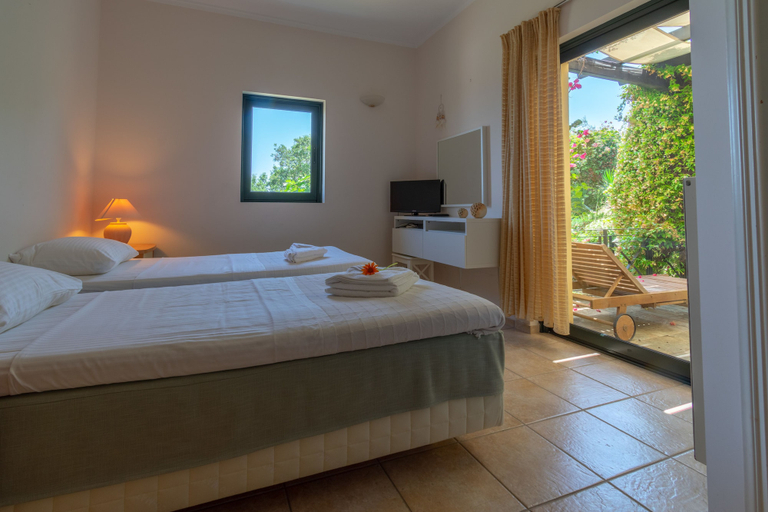 Bedroom 3, Villa Kommeno, Ionian Islands