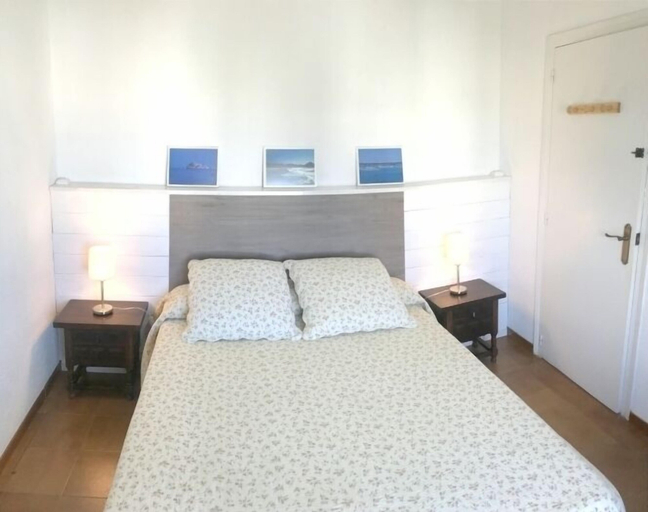 Bedroom 3, Apartamento Lisboa 46, Girona