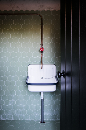 Bathroom 5, Quinta de S. Bernardo Winery & Farmhouse, Mesão Frio