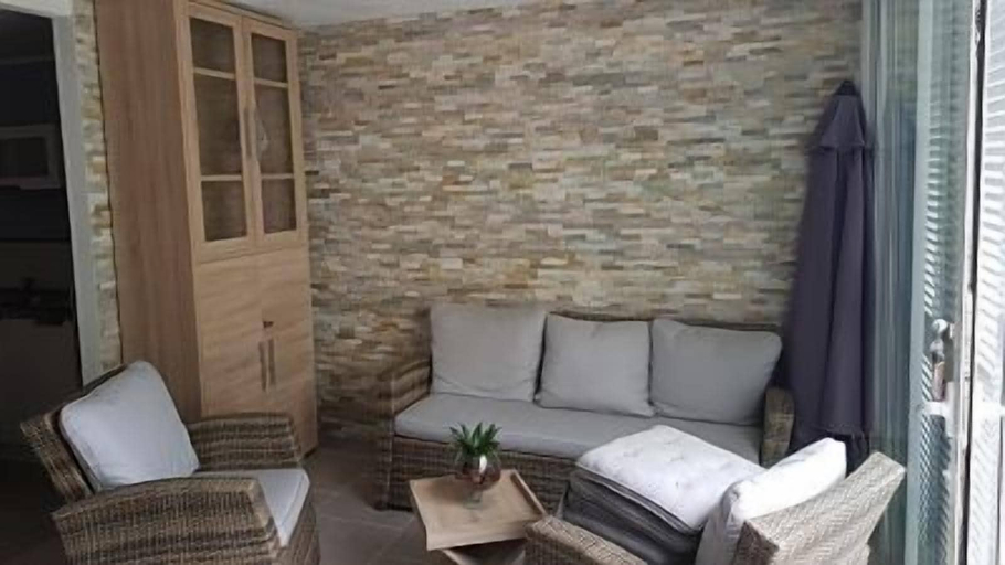 Others 5, Apartamento Politur A-7, Girona