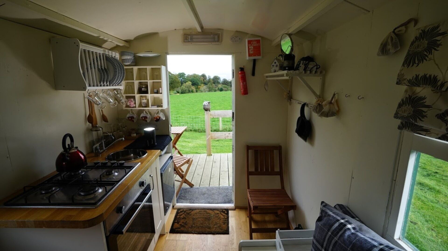 Others 4, Shepherd's Hut @ Westcote, Scottish Borders