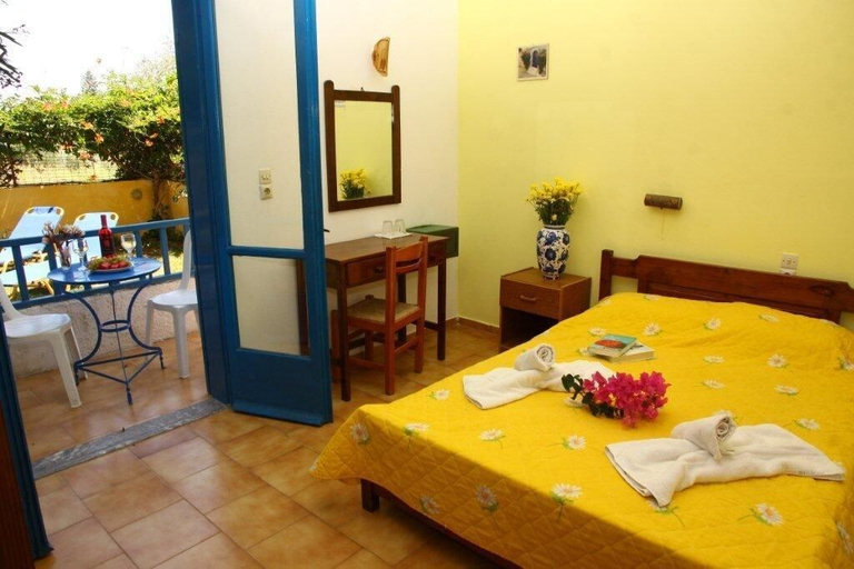 Bedroom 4, Hotel Handakas, Crete