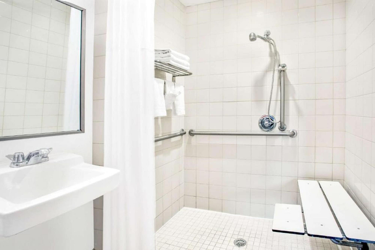 Bathroom 4, Lexington by Hotel RL Miami Beach, Miami-Dade