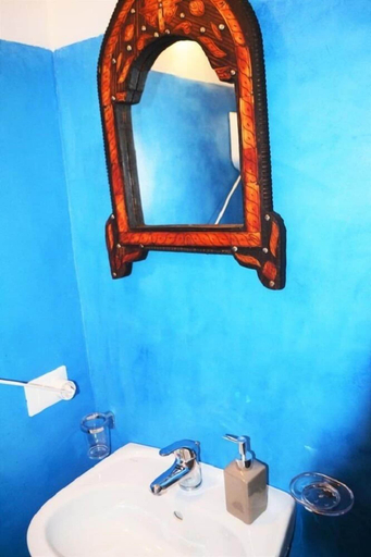 Bathroom 5, Horizon Pantelleria, Trapani