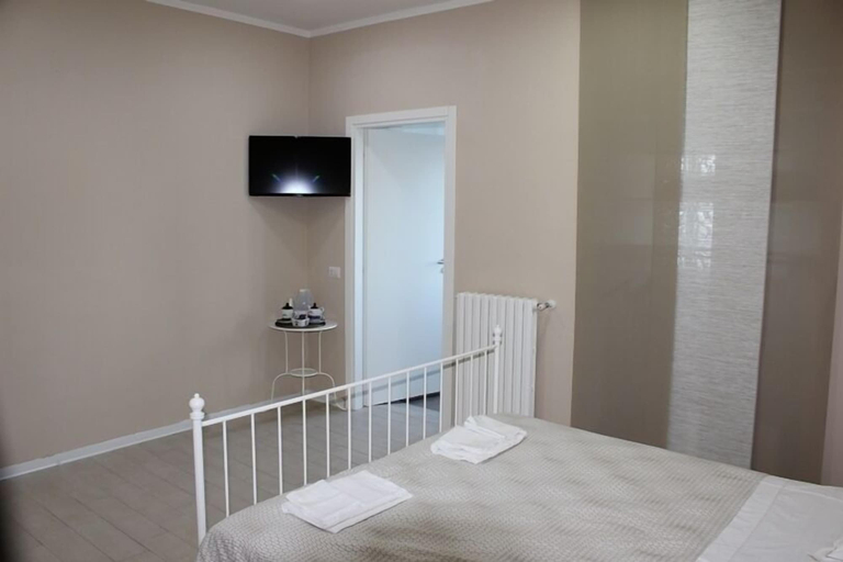 Bedroom 2, La Maison, Avellino