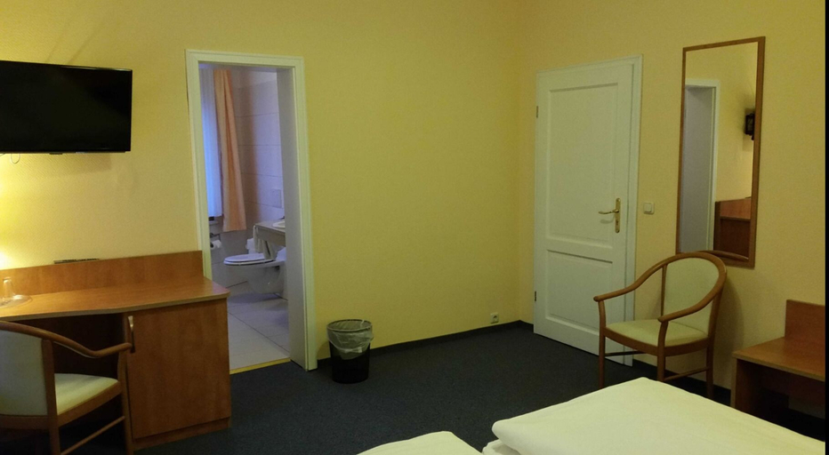 Bedroom, Hotel Thüringer Hof, Kyffhäuserkreis