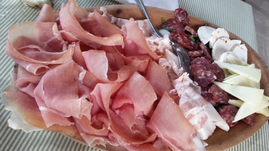 Food & Drinks 5, Agriturismo I Mandorli, Ogliastra