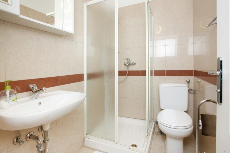 Bathroom 3, Oaza Apartmani Primosten, Primošten