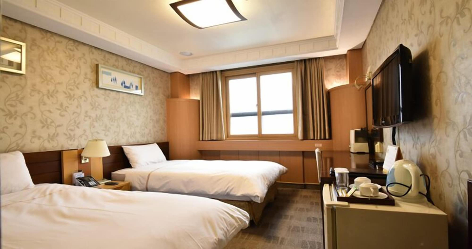 Bedroom 4, Hotel Samwon Plaza, Anyang