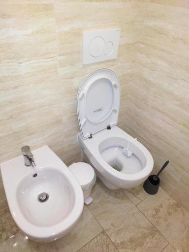 Bathroom 5, Emmy Hotel, Milano