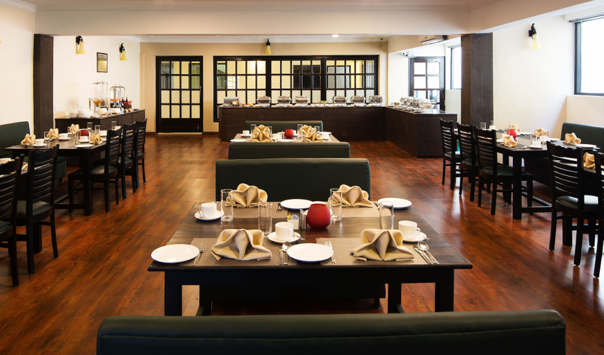 Food & Drinks 5, Sterling Nainital, Nainital