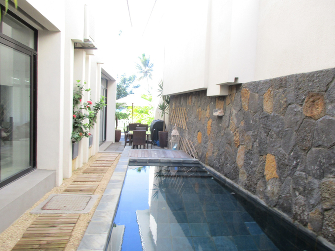 Sport & Beauty, Villa Pied dans L'eau